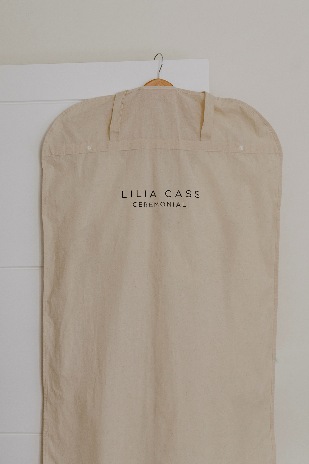 COTTON GARMENT BAG