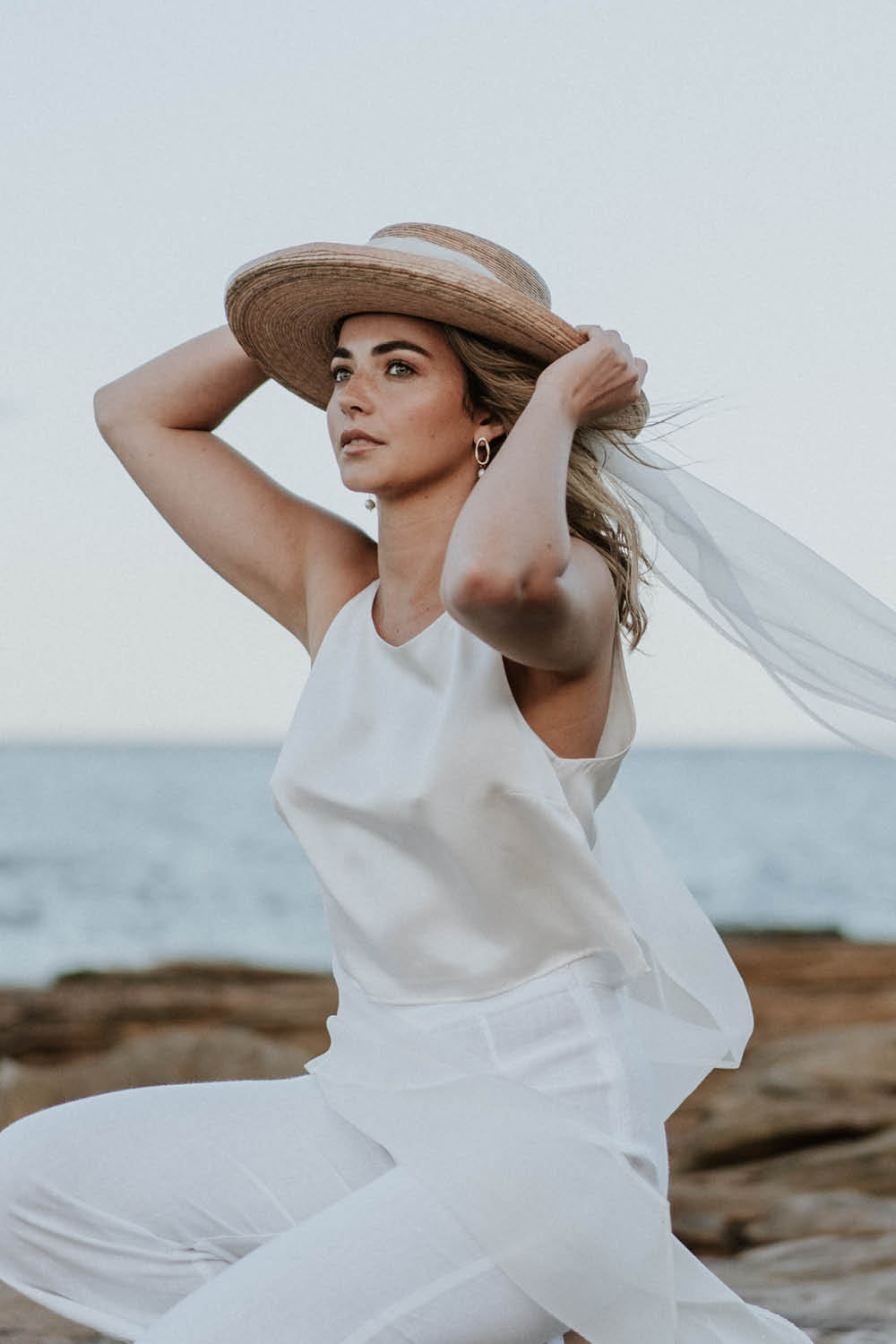ESSENTIAL SILK SLIP TOP