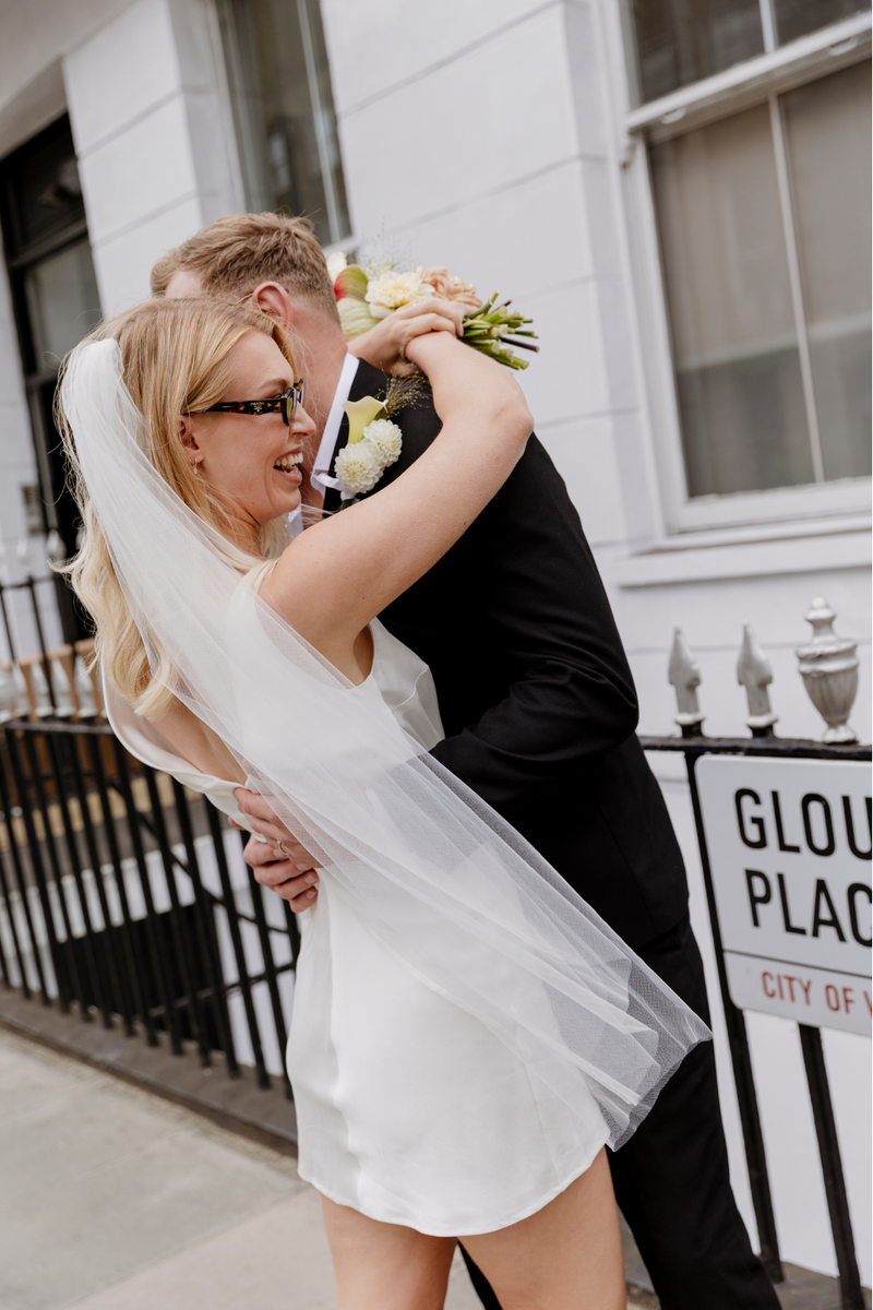 THE LITTLE WHITE DRESS - MINI