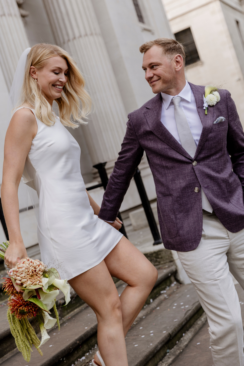 THE LITTLE WHITE DRESS - MINI