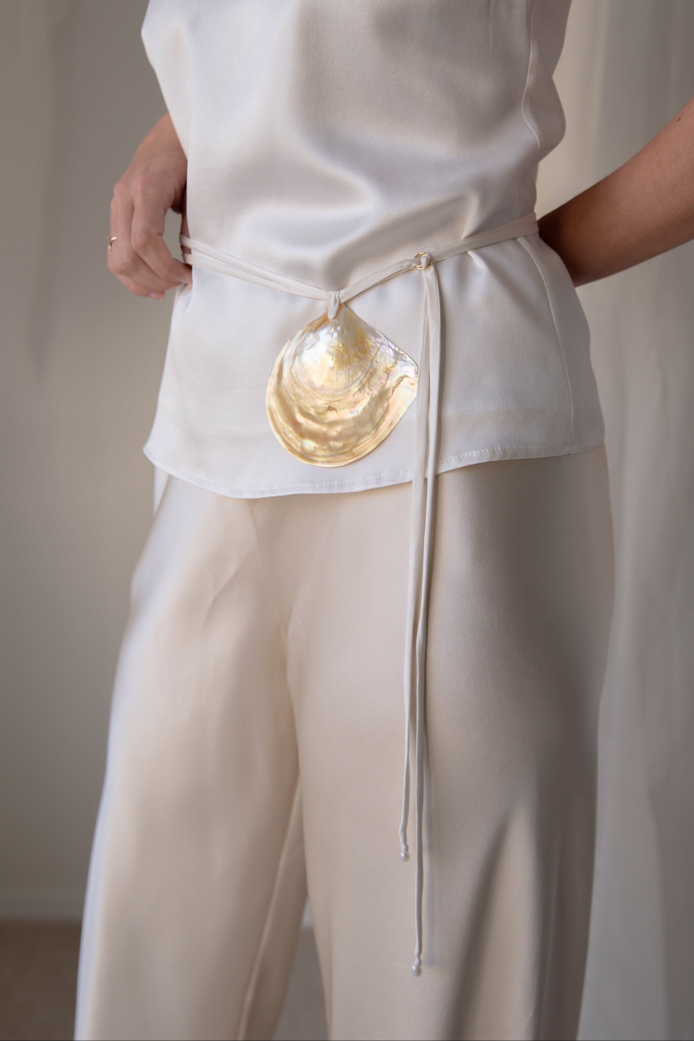 SILK TIE BELT with Mother of Pearl Shell
