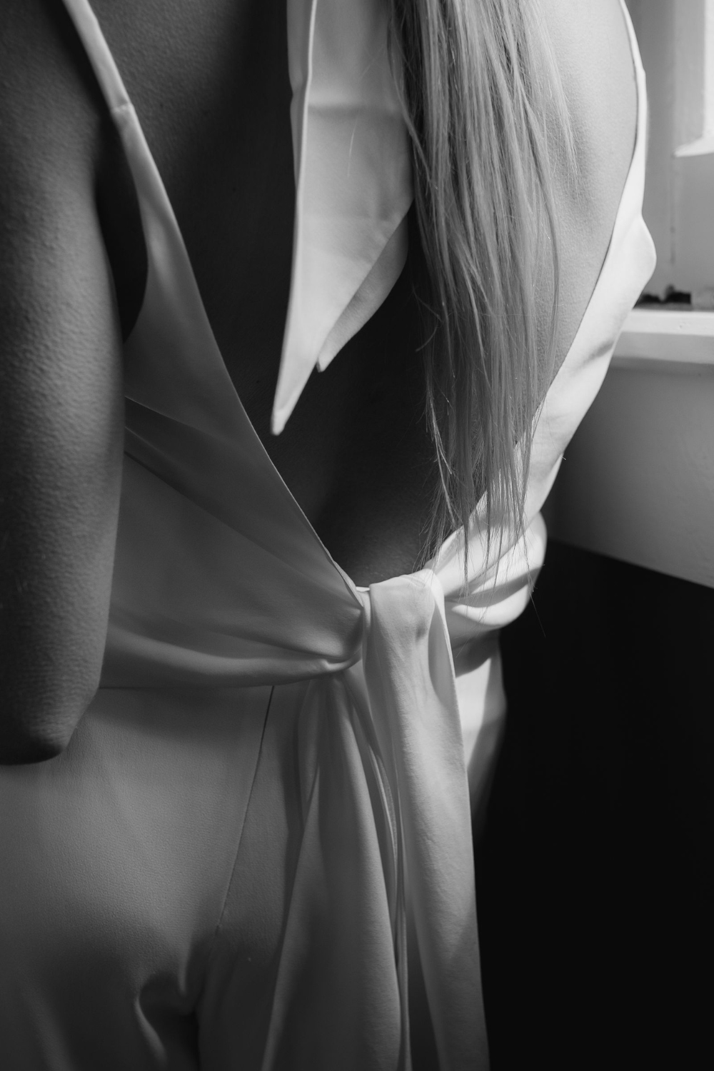 TIE BACK TOP