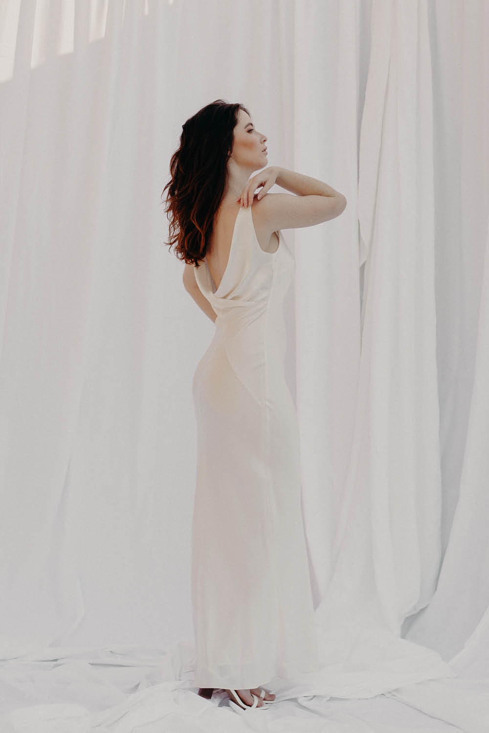 LITTLE WHITE DRESS