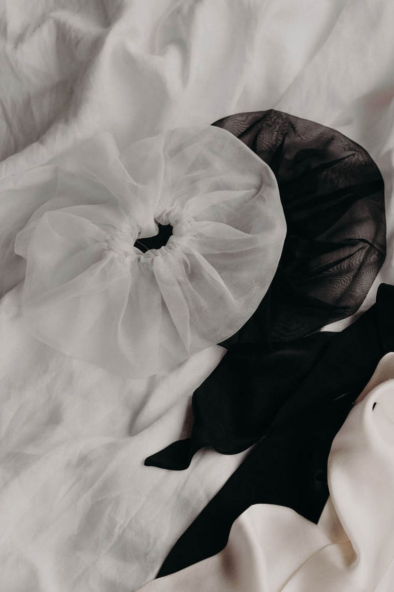 THE SILK ORGANZA SCRUNCHIE