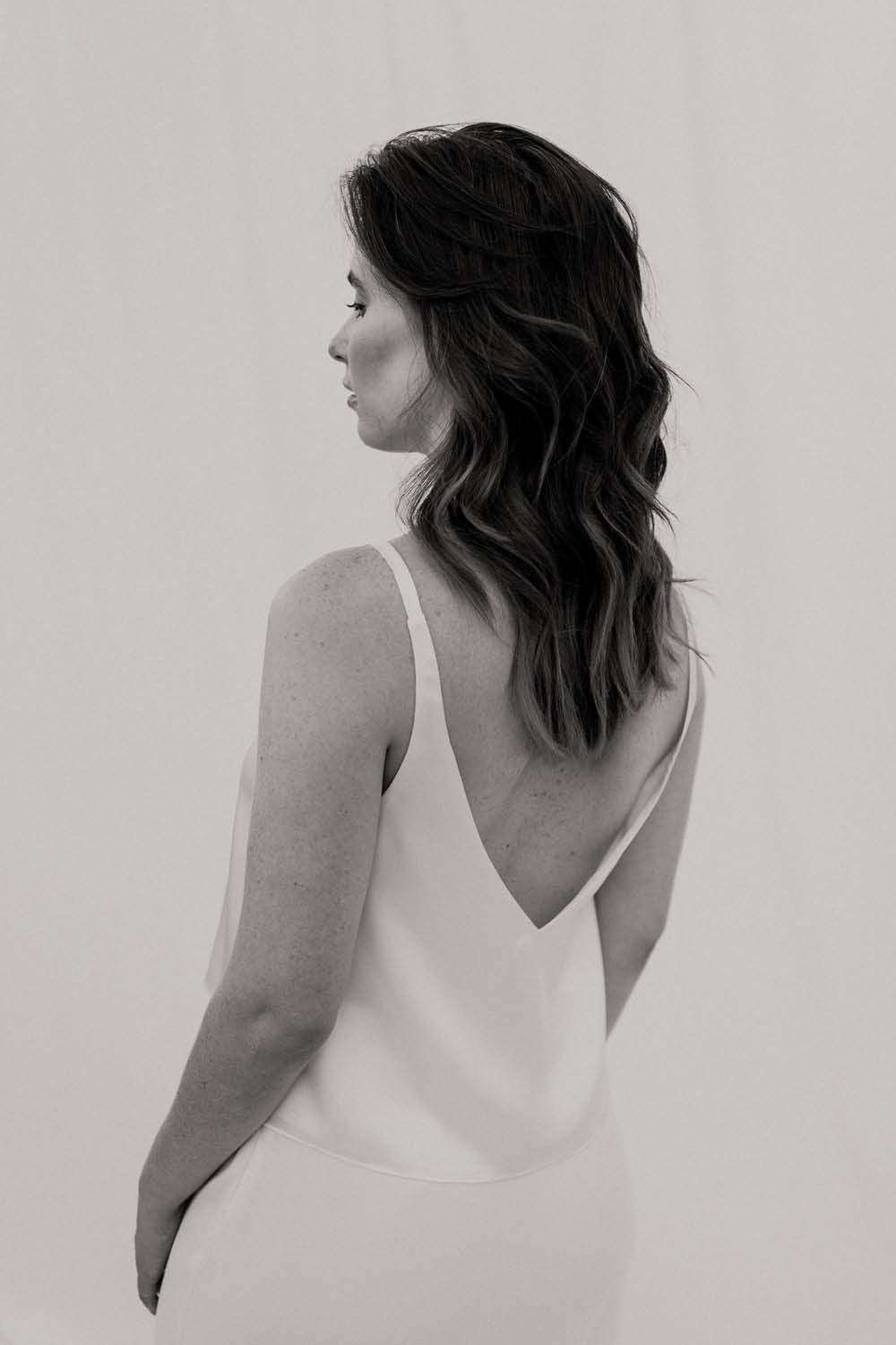 ESSENTIAL SILK SLIP TOP